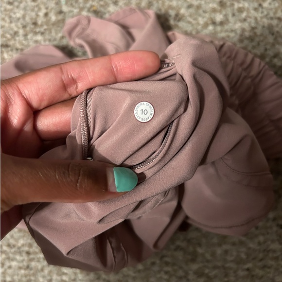 Lululemon track that shorts - Picture 8 of 11